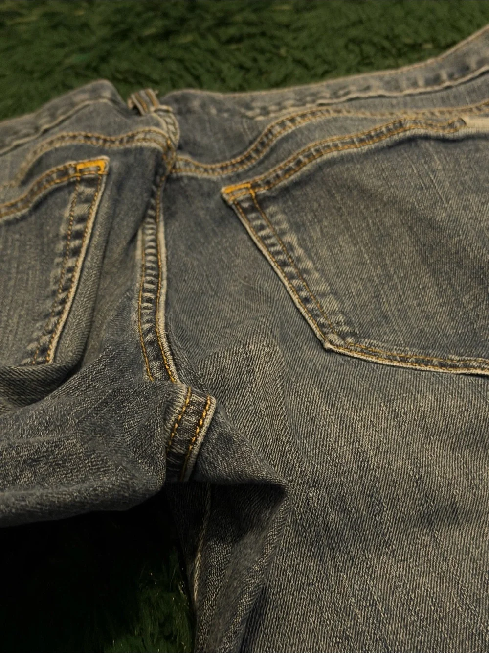 Eddie Bauer Straight Leg Jeans - Light Blue Wash - Picture 5 of 7